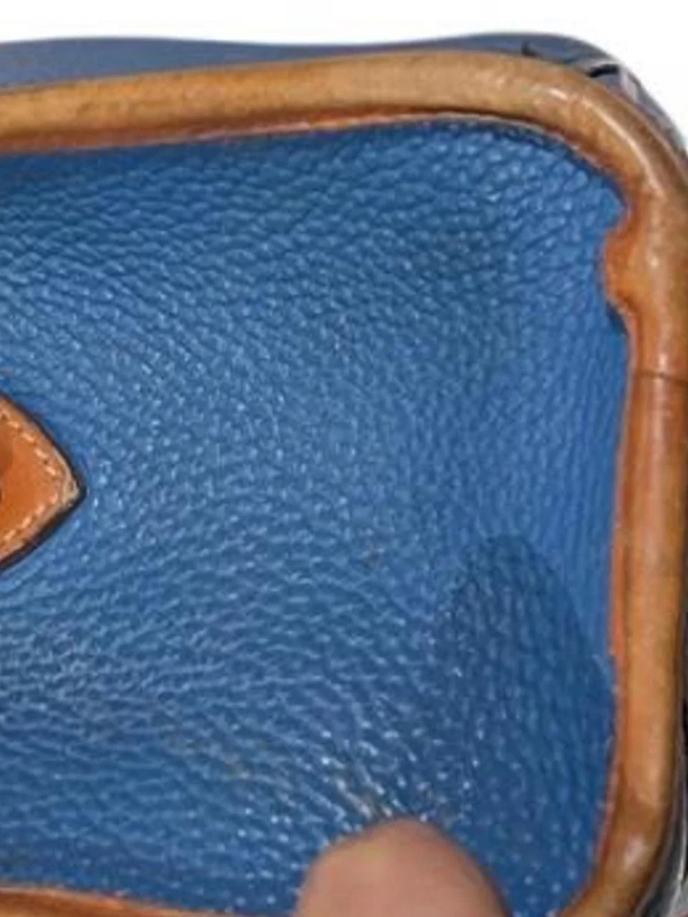 Dooney & Bourke